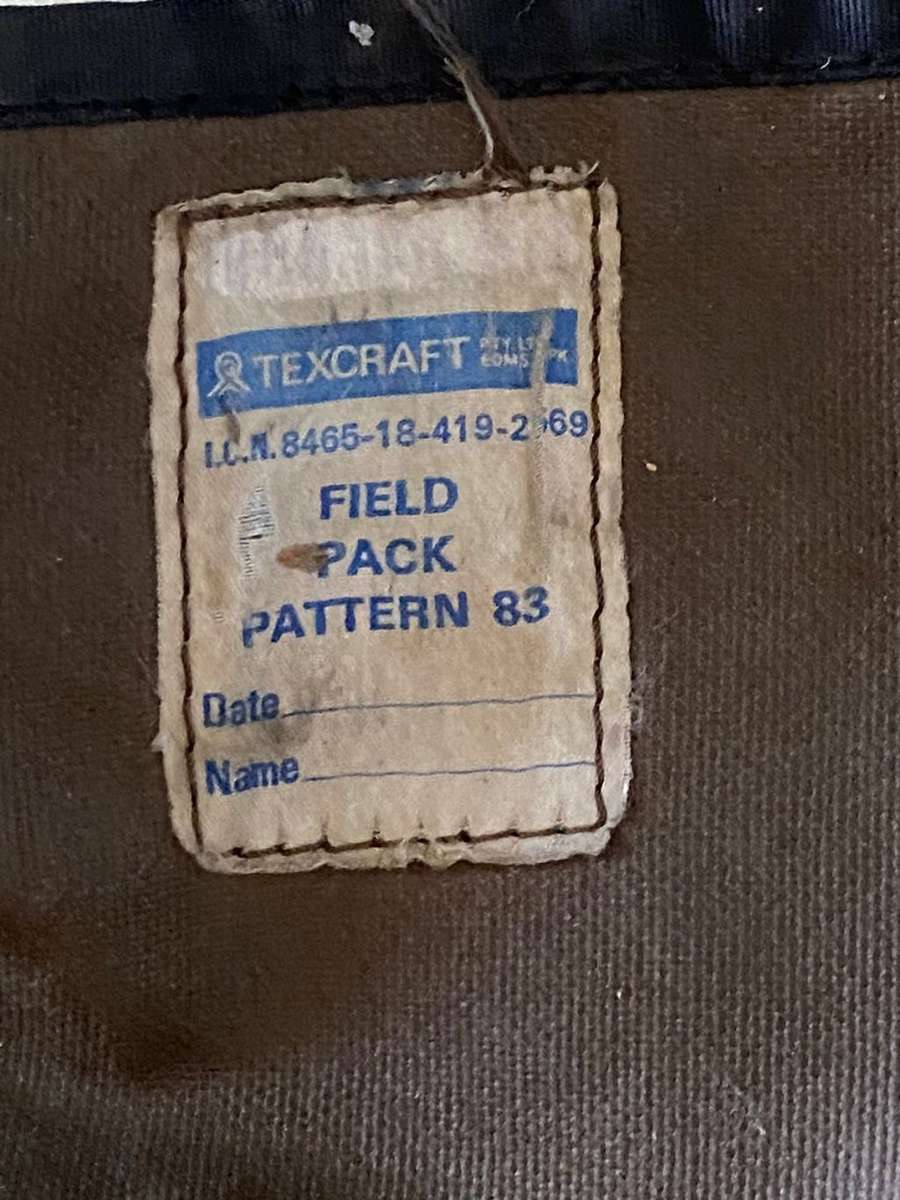 SADF LARGE PATTERN 83 BACK PACK-SOLD WITHOUT THE H-FRAME-GOOD AND COMPLETE CONDITION