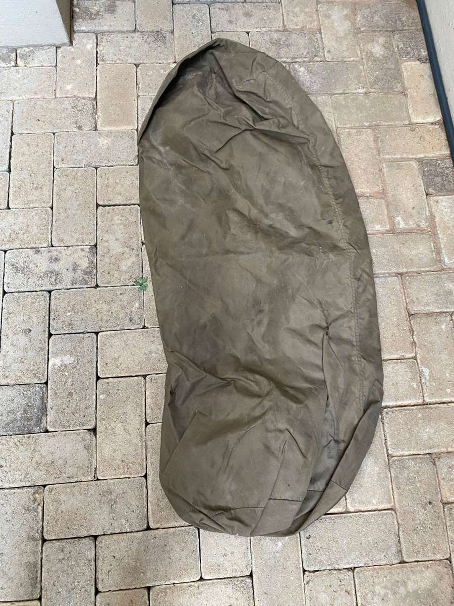 SADF NYLON DUFFLE BAG-ZIP INTACT-USED-PLEASE LOOK AT PICS FOR DAMAGE