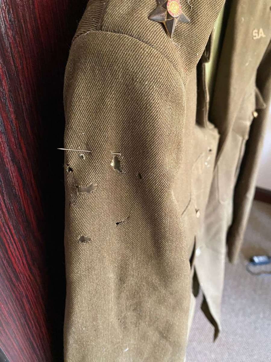 EARLY 1950`S PERIOD-INFANTRY UNIFORM JACKET SIZE LARGE-MEASURES 55CM ARMPIT TO ARMPIT-THERE IS A LOT