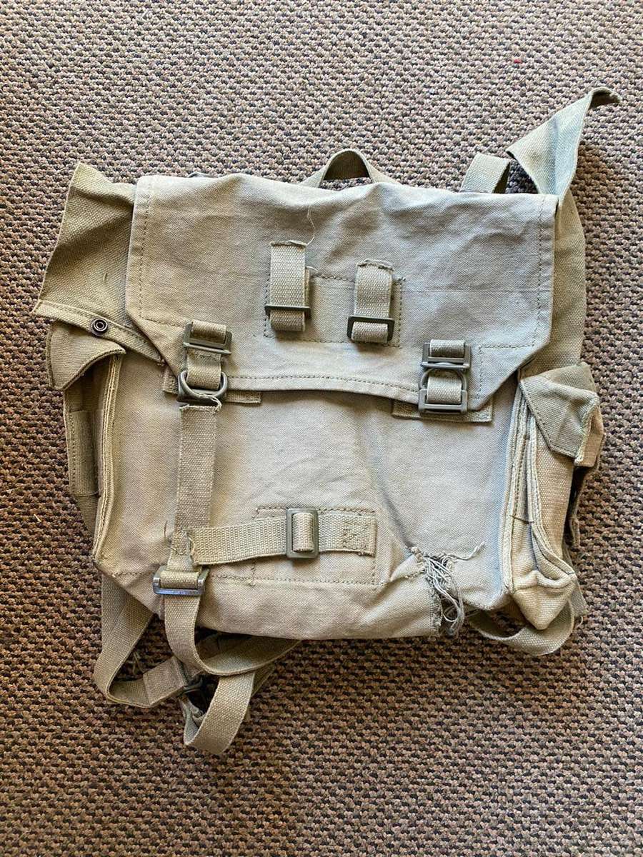 SADF BORDER WAR PERIOD-PATTERN 73 BACK PACK -SOME DAMAGE-PLEASE LOOK AT PICS