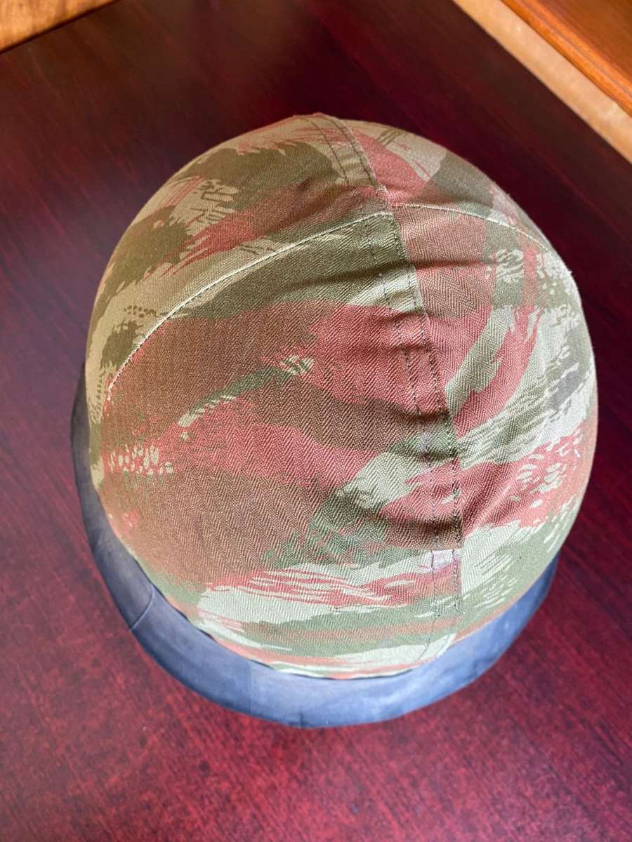 FRENCH ALGERIAN PARA HELMET-DATED 1955-GUARANTEED ORIGINAL-SIZE 56-GOOD CONDITION