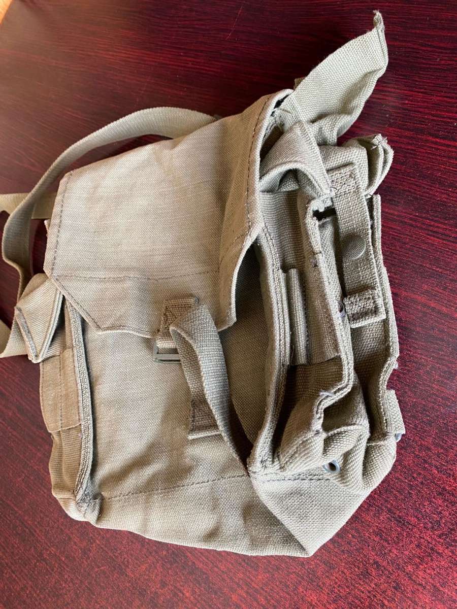 SADF BORDER WAR PERIOD-PATTERN 73 WEBBING PATROL BAG-VERY GOOD AND COMPLETE CONDITION