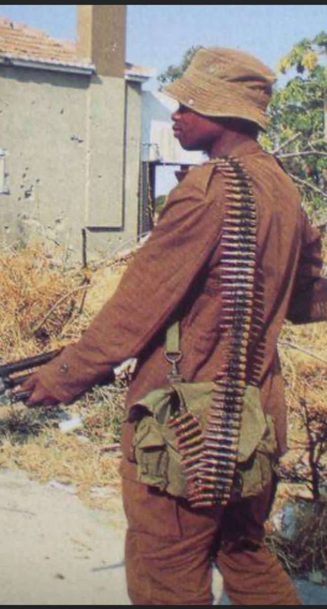 SADF BORDER WAR PERIOD-PATTERN 73 WEBBING PATROL BAG-VERY GOOD AND COMPLETE CONDITION