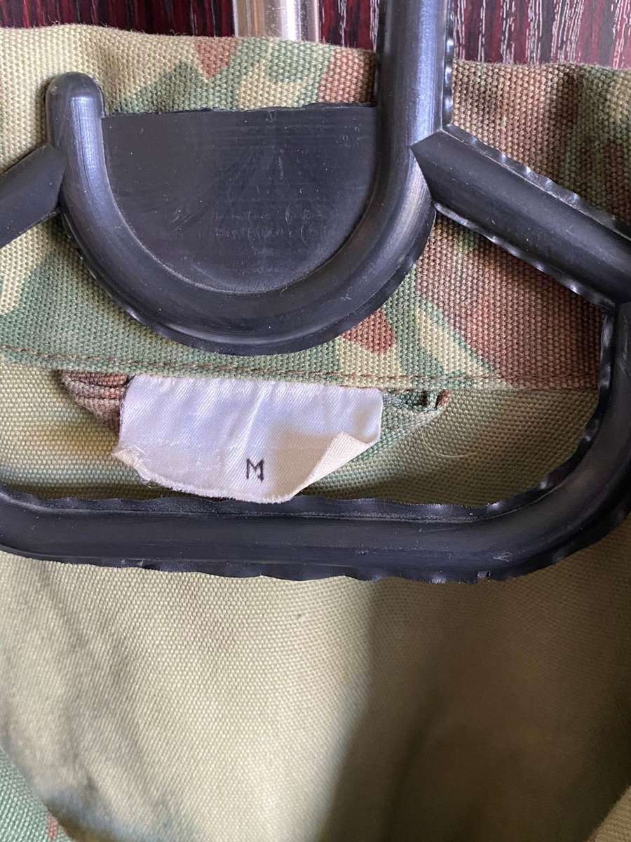 32 BATTALION,SUMMER PATTERN,LONG SLEEVE SHIRT-SIZE MEDIUM-MEASURES 57 CM ARMPIT TO ARMPIT-IN ALMOST