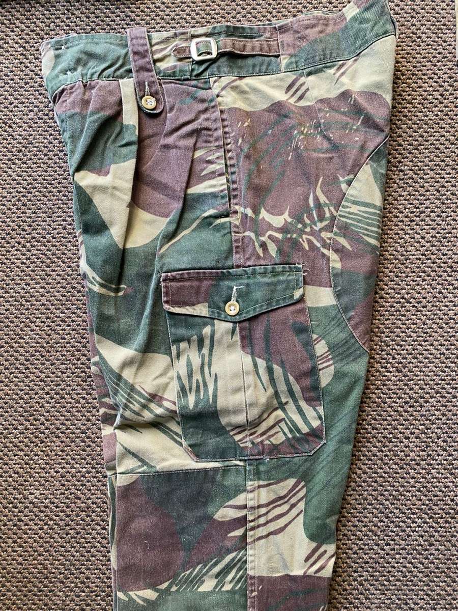 RHODESIA CAMO,TROUSERS,SIZE 32 TO 33-PLEASE LOOK AT MEASUREMENTS-PIPE LENGTH OF 72 CM-USED BUT GOOD