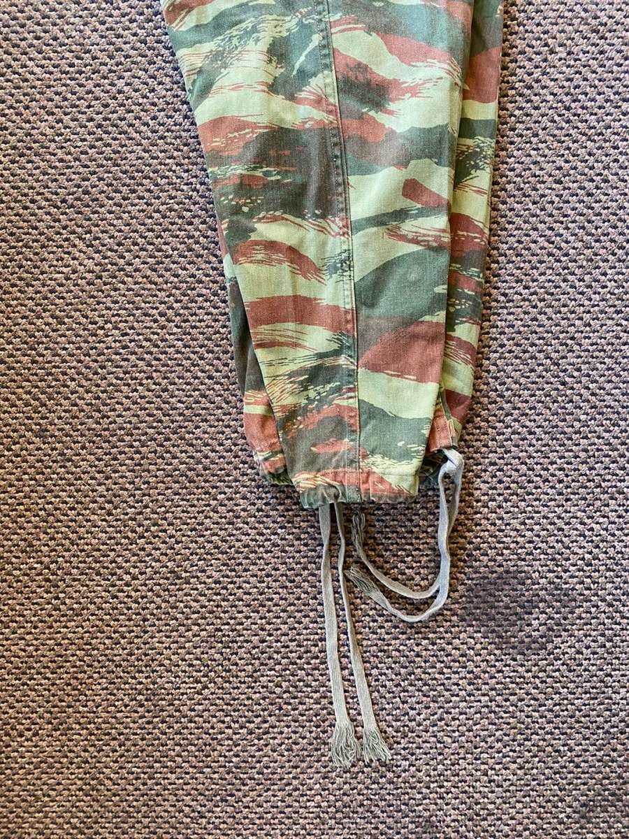 FRENCH ALGERIAN PARA`S CAMO TROUSERS FROM THE 1950`S TO EARLY 1960`S-SIZE 32-PIPE LENGTH 73CM-VERY G