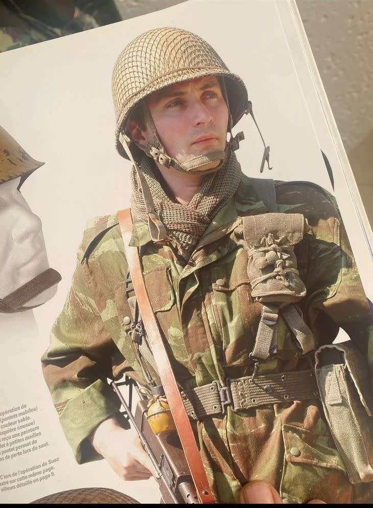 FRENCH ALGERIAN PARA`S CAMO TROUSERS FROM THE 1950`S TO EARLY 1960`S-SIZE 32-PIPE LENGTH 73CM-VERY G