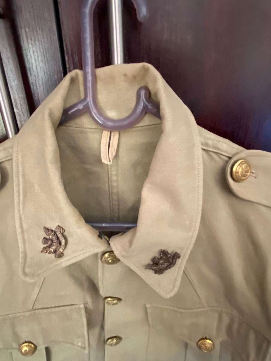 TRANSVAAL SCOTTISH DESERT KHAKI JACKET-SIZE MEDIUM-MEASURES 50CM ARMPIT TO ARMPIT -GOOD CONDITION-MI