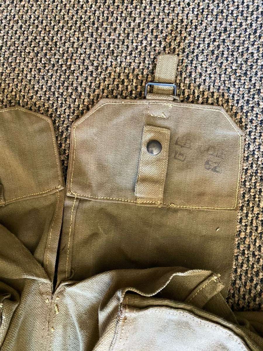 RHODESIAN PATTERN 62 WEBBING-KIDNEY POUCHES-MARKED