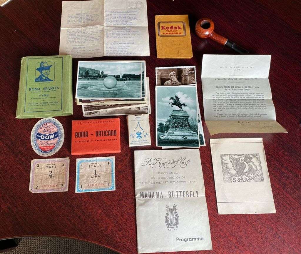 LARGE SELECTION OF MEMORABILIA AND PERSONEL BELONGINGS FROM A SOLDIER-WW2
