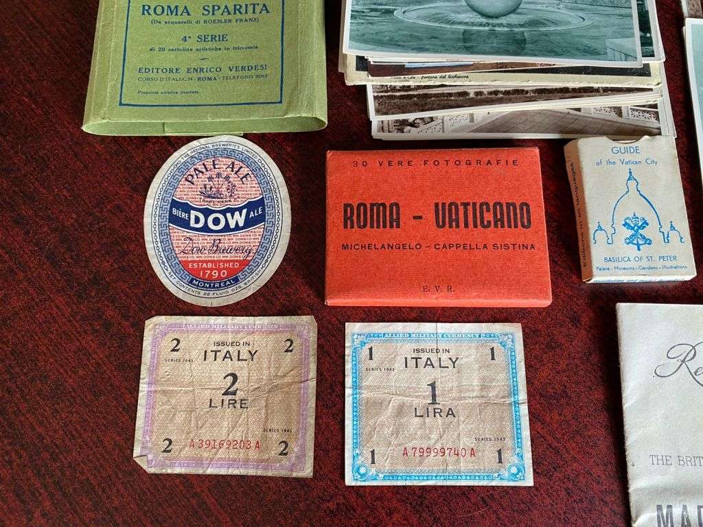 LARGE SELECTION OF MEMORABILIA AND PERSONEL BELONGINGS FROM A SOLDIER-WW2