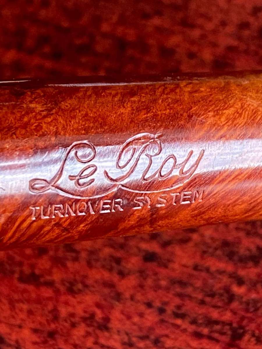 LARGE SELECTION OF MEMORABILIA AND PERSONEL BELONGINGS FROM A SOLDIER-WW2