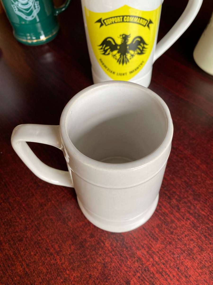 THE 1ST BATTALION RHODESIAN LIGHT INFANTRY WO`S & SGT`S MESS-APRILL 1961- OCT 1980 MUG-NORBEL POTTER