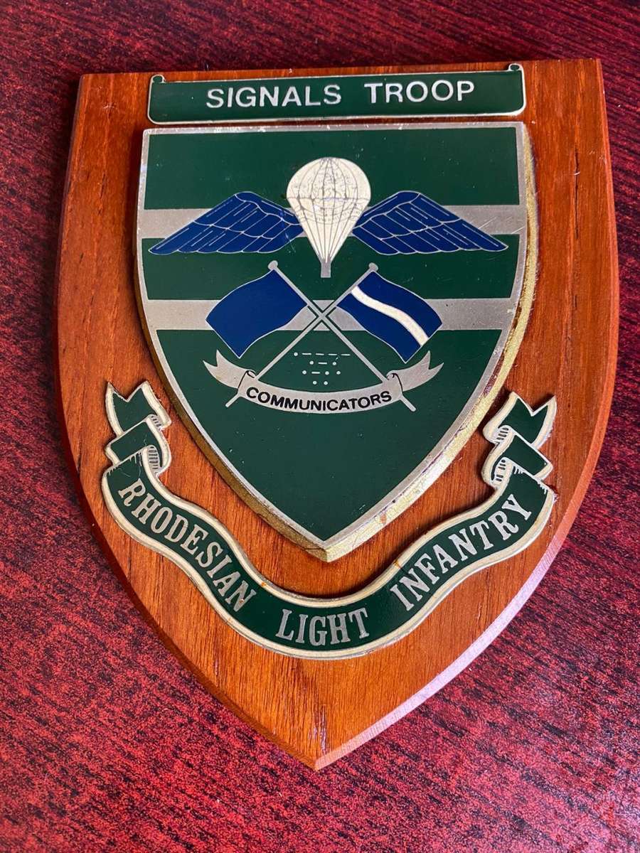 RHODESIAN LIGHT INFANTRY-SIGNALS TROOP PLAQUE-ORIGINAL PERIOD ITEM
