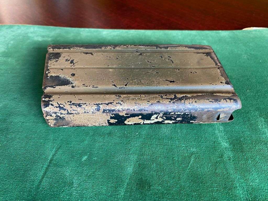 RHODESIAN FN MAGAZINE-PAINTED COMPLETE-WORKING CONDITION