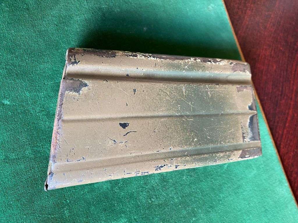 RHODESIAN FN MAGAZINE-PAINTED COMPLETE-WORKING CONDITION