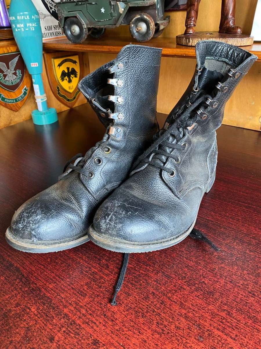 SADF PERIOD-SAAF BLACK BOOTS-SIZE 9 -USED