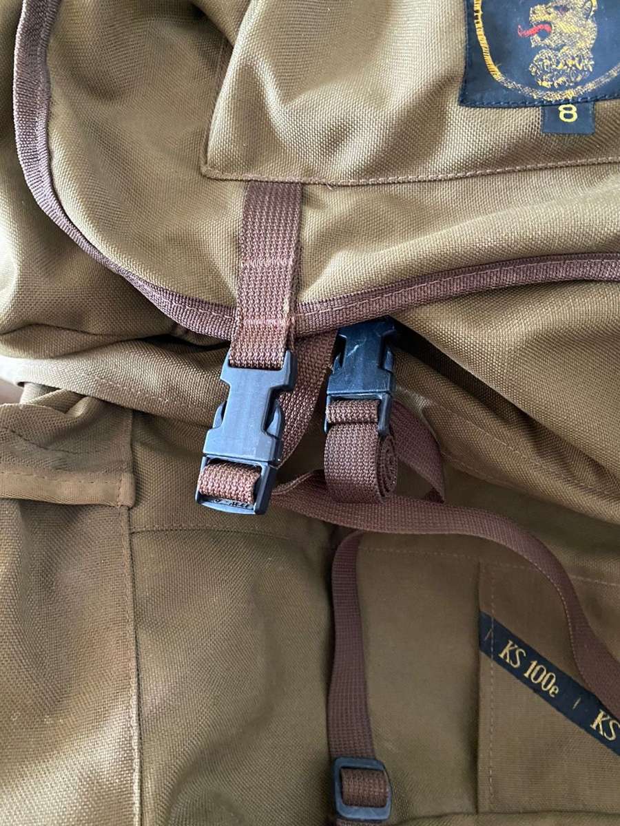 KARRIMOR KS100E JAGUAR BACK PACK-VERY GOOD CONDITION AND COMPLETE CONDITION WITHOUT ANY DAMAGE-PRIVA