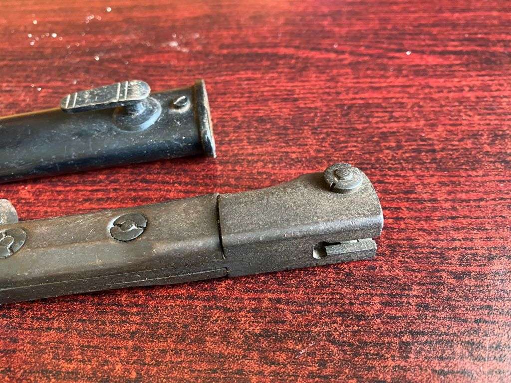 SA S1 OR UZI BAYONET WITH METAL SCABBARD