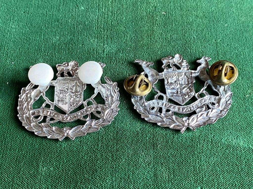 SERGEANT MAJOR CLASS 1 OFFICE DRESS RANKS IN CHROME-WORN 1970`S-2002-PINS INTACT