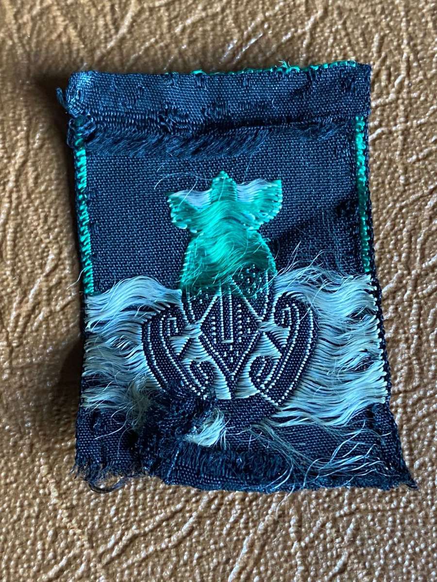 RHODESIAN AFRICAN RIFLES SILK CAP BADGE FOR CAMOUFLAGE 1960`S-1970`S-(REMOVED FROM HAT)