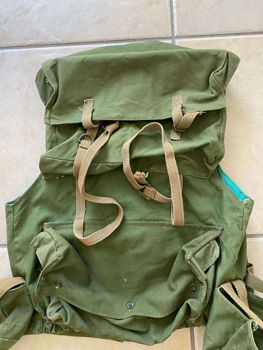 ORIGINAL RHODESIAN FIREFORCE JACKET-THIS JACKET COMES WITH VERY SCARCE SONNY PRODUCTS-SALISBURY,MAKE