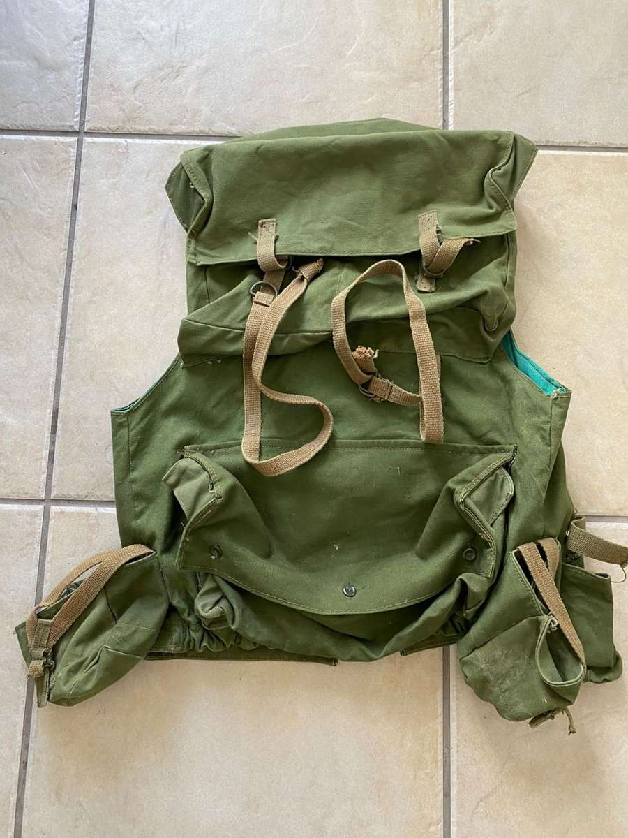 ORIGINAL RHODESIAN FIREFORCE JACKET-THIS JACKET COMES WITH VERY SCARCE SONNY PRODUCTS-SALISBURY,MAKE