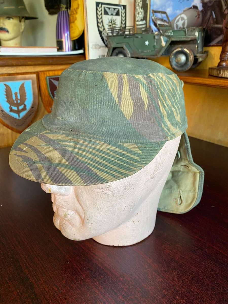RHODESIAN CAMO FLAP CAP-ORIGINAL BATTLE USED- INSIDE RING MEASURES 57 CM -BUTTONS COMPLETE