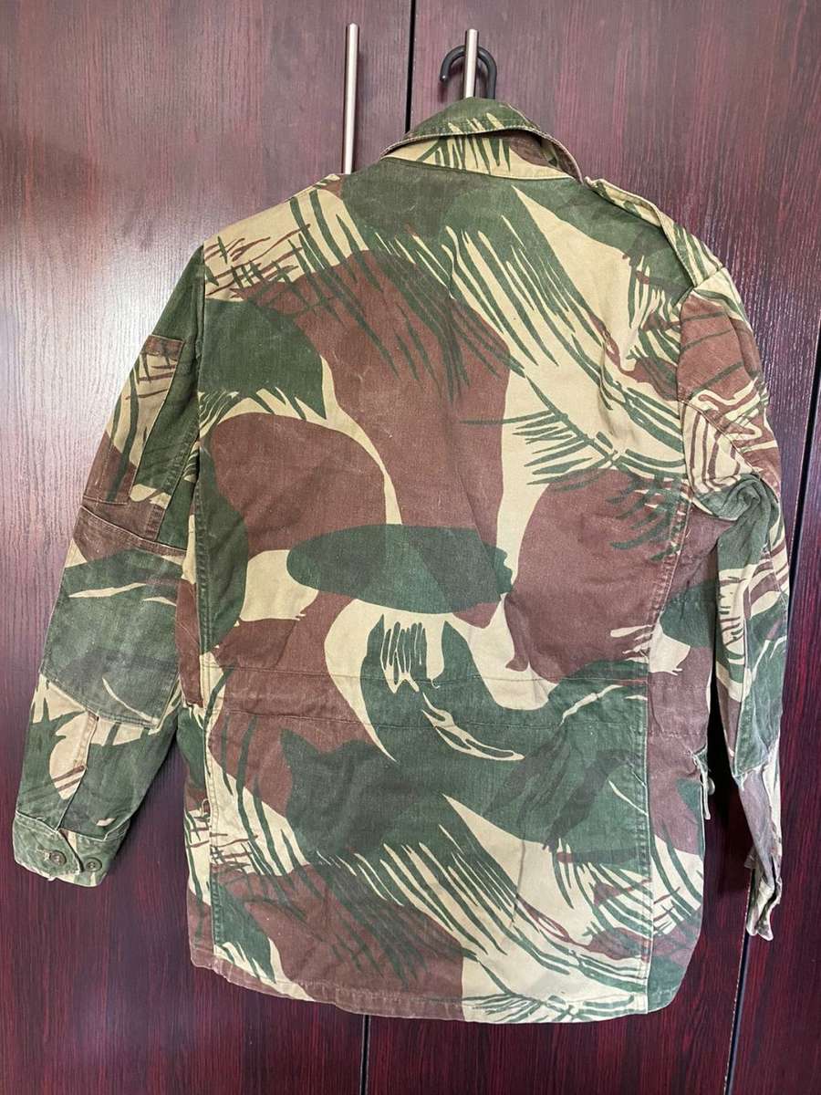 RHODESIAN CAMO JACKET,LABELLED AND NAMED TO HALL 110-971-BLOOD GROUP A RH NEG.-SIZE MEDIUM TO LARGE-