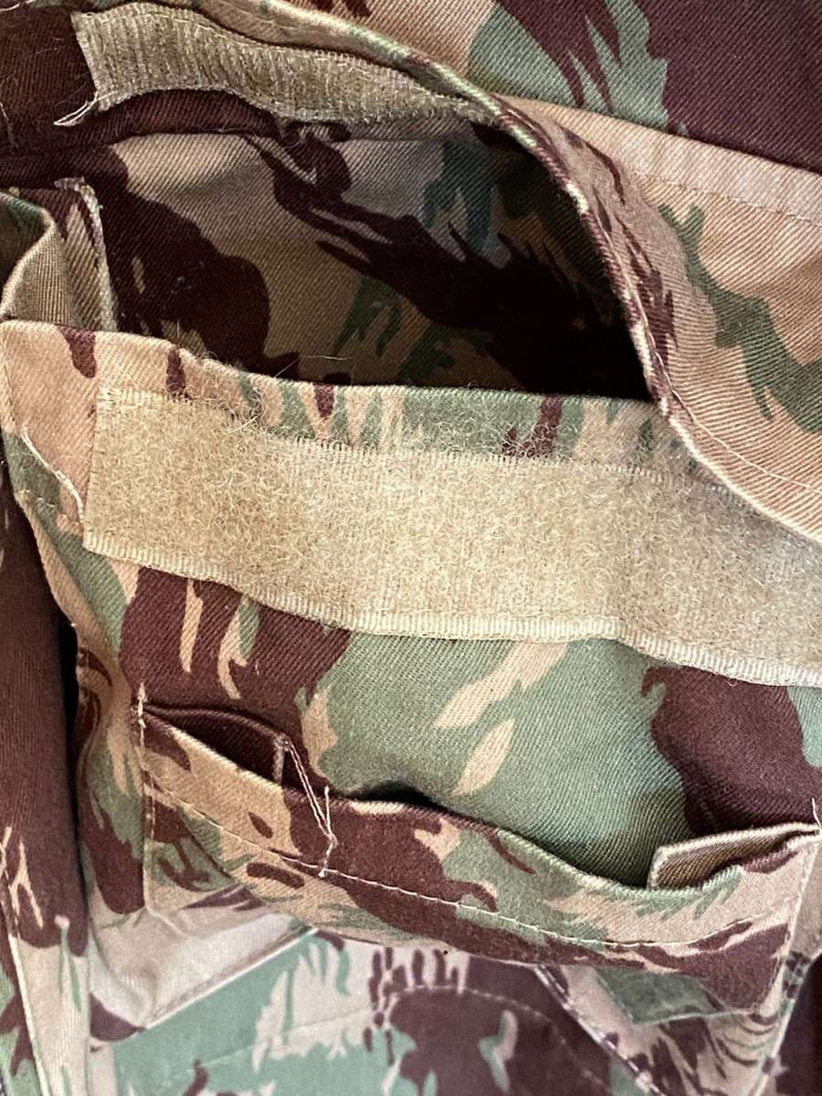 ORIGINAL PERIOD ITEM, FRELIMO 1970`S LIZARD PATTERN (WINTER) CAMO JACKET SIZE XTRA LARGE-MEASURES 74