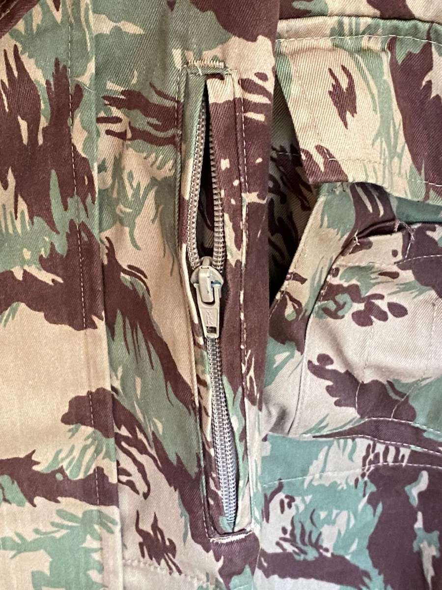 ORIGINAL PERIOD ITEM, FRELIMO 1970`S LIZARD PATTERN (WINTER) CAMO JACKET SIZE XTRA LARGE-MEASURES 74