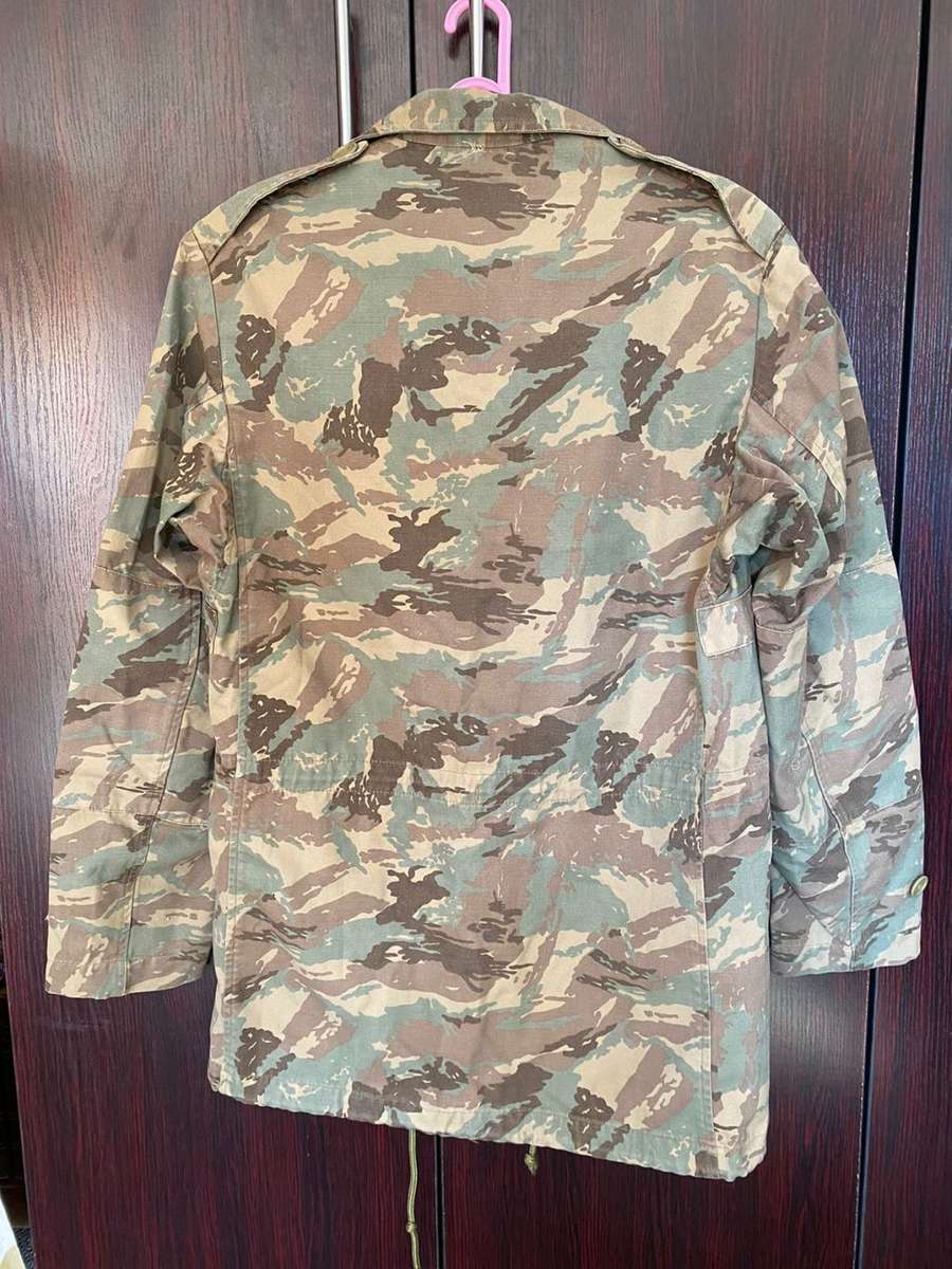 32 BATTALION,WINTER PATTERN CAMO,JACKET-SIZE MEDIU-MEASURES 54 CM ARMPIT TO ARMPIT-USED BUT GOOD CON