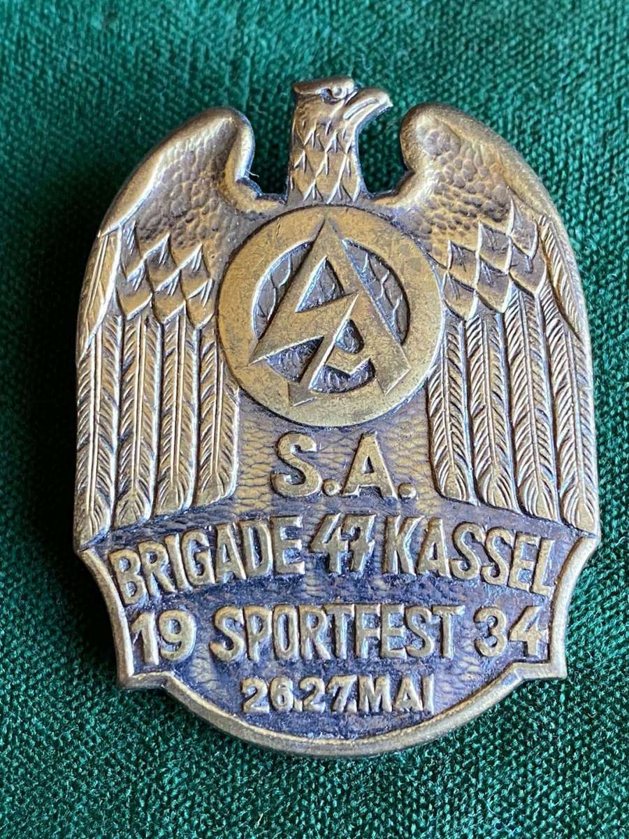 GERMAN TINNY BADGE-STICK PIN INTACT-MEASURES 45 X 35 MM