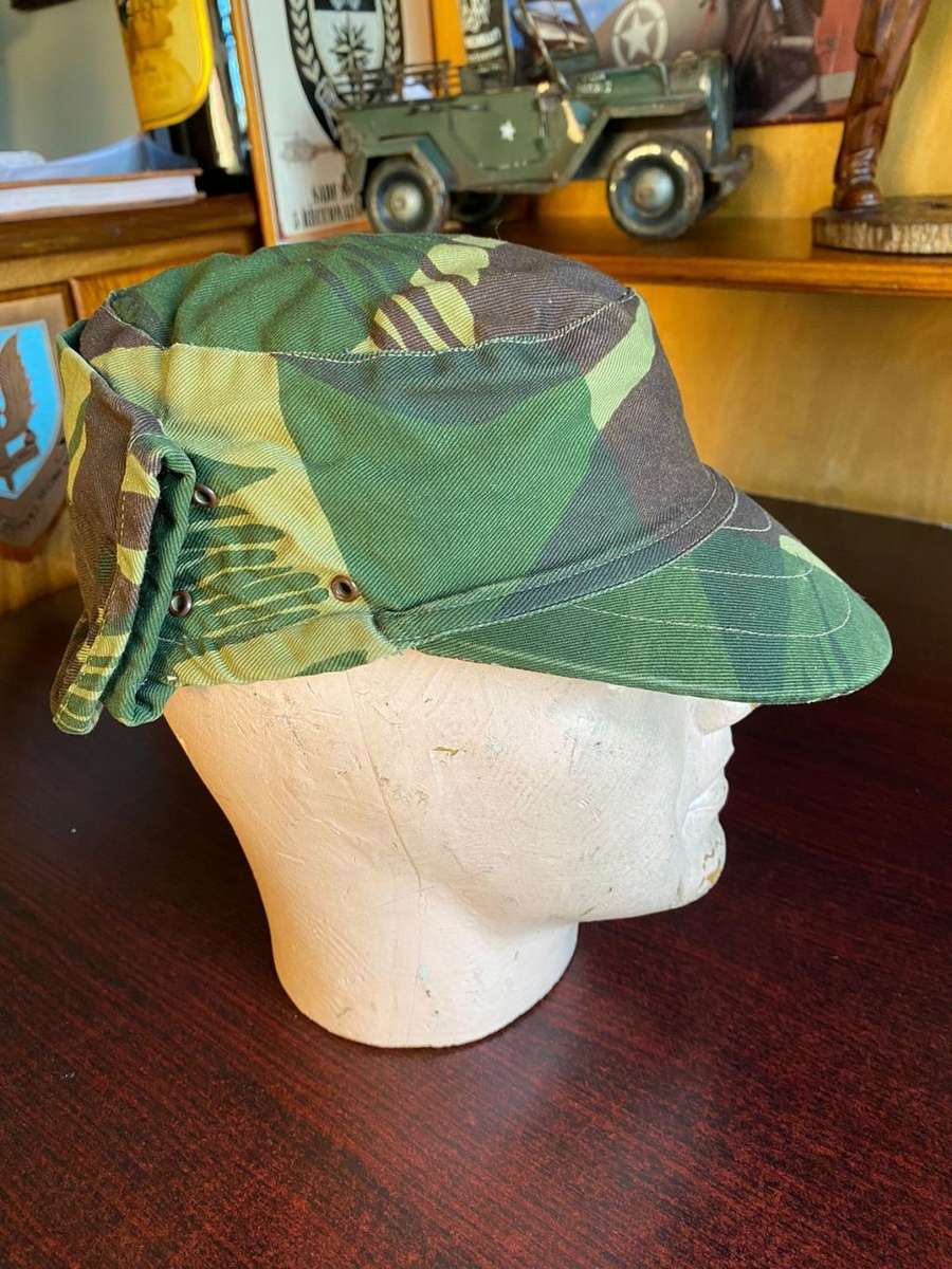 ORIGINAL RHODESIAN CAMO FLAP CAP-SIZE 57-THE CAP IS IN VERY GOOD CONDITION-ALMOST UNWORN