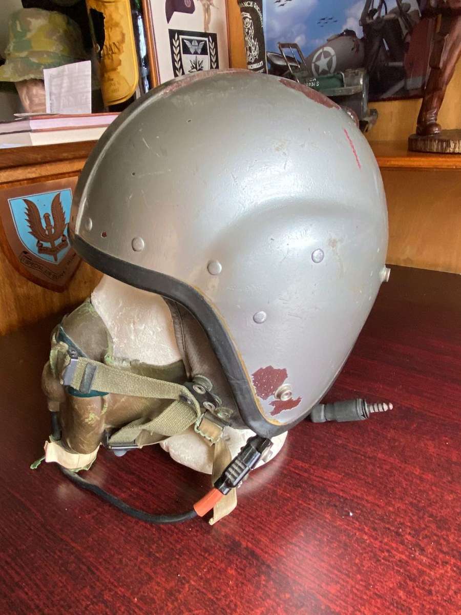 SAAF MK1A PILOTS HELMET WITH OXYGEN MASK,CIRCA 1970`S-USED BY SKELETON-MIRAGE 111 AND HARVARD PILOTS