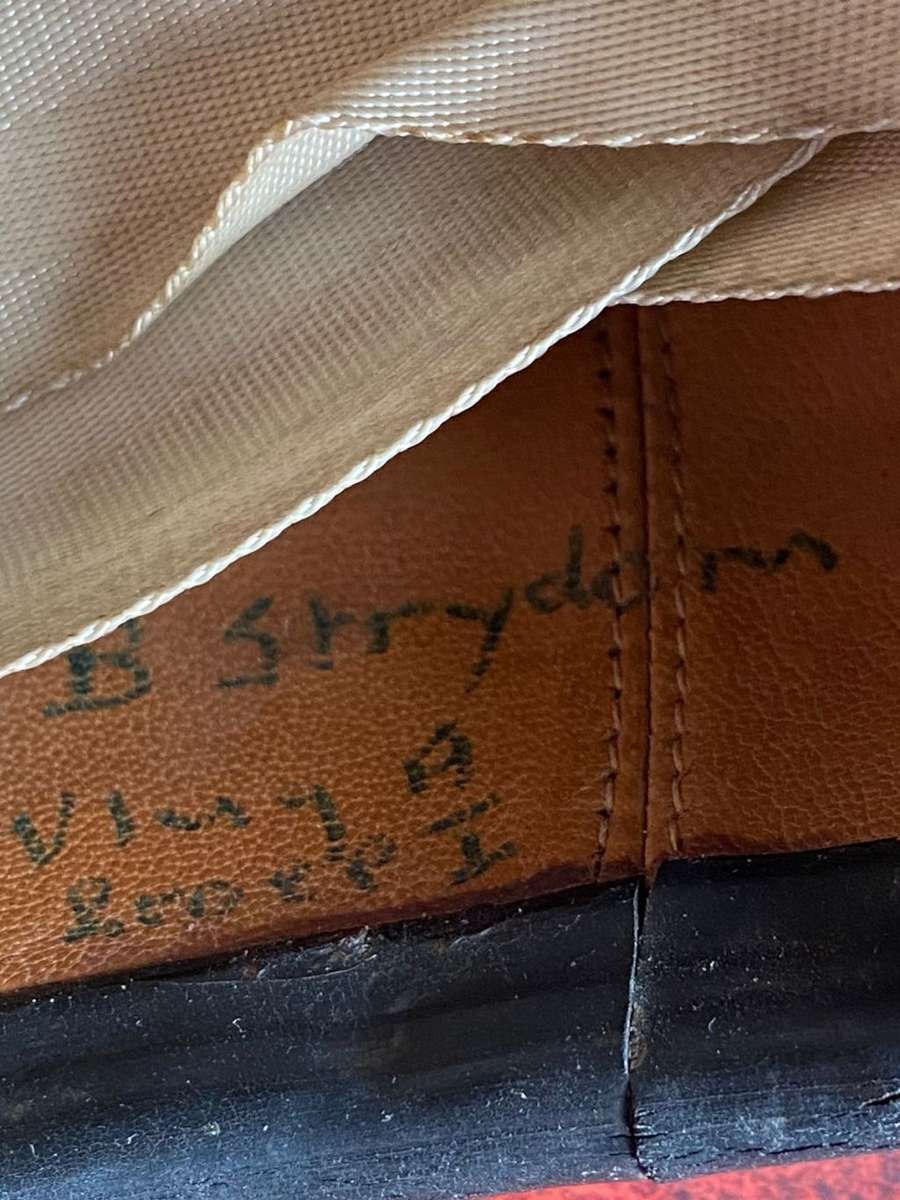 SAAF MK1A PILOTS HELMET WITH OXYGEN MASK,CIRCA 1970`S-USED BY SKELETON-MIRAGE 111 AND HARVARD PILOTS