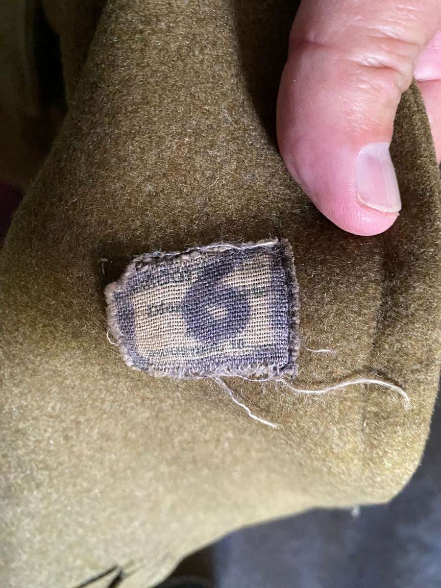 GREAT COAT(AAPJAS)WITH PLASTIC BUTTONS-SIZE MEDIUM-MEASURES 54CM ARMPIT TO ARMPIT-GOOD CONDITION