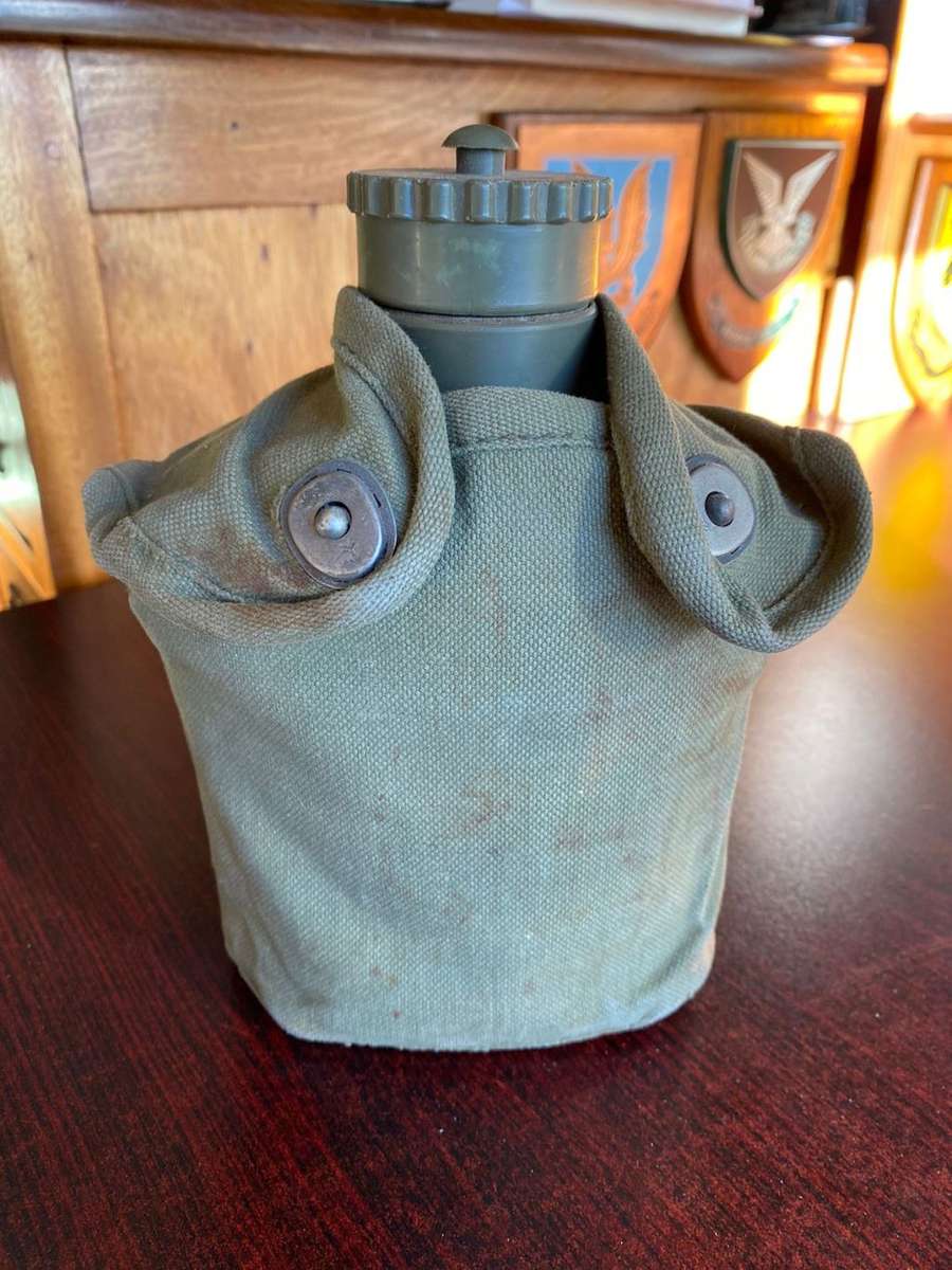 RHODESIAN PATTER 62 WATTER BOTTLE