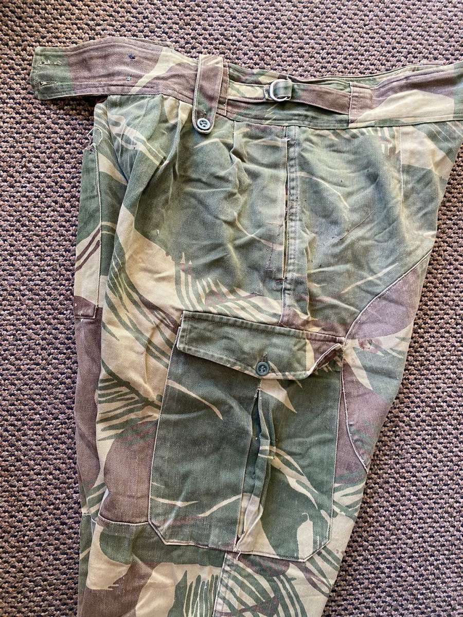 RHODESIAN CAMO TROUSERS-SIZE 32 PIPE LENGTH OF 70CM-REAR PADDING AND WAIST ADJUSTER-BATTLE USED