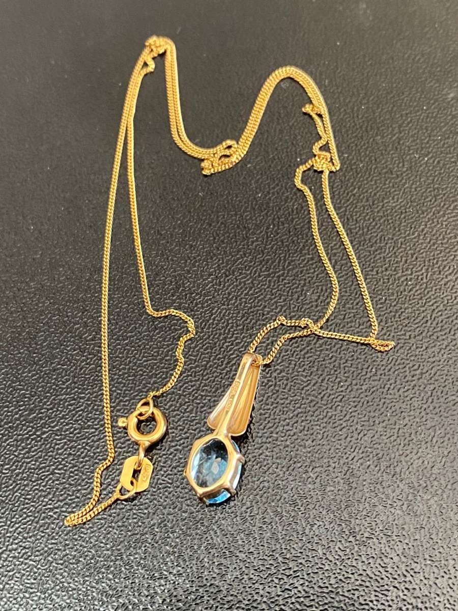 14 CT YELLOW GOLD (575)CHAIN WITH PENDANT-WITH AQUAMARINE STONE-TOTAL LENGTH FOR CHAIN 43CM-TOTAL WE