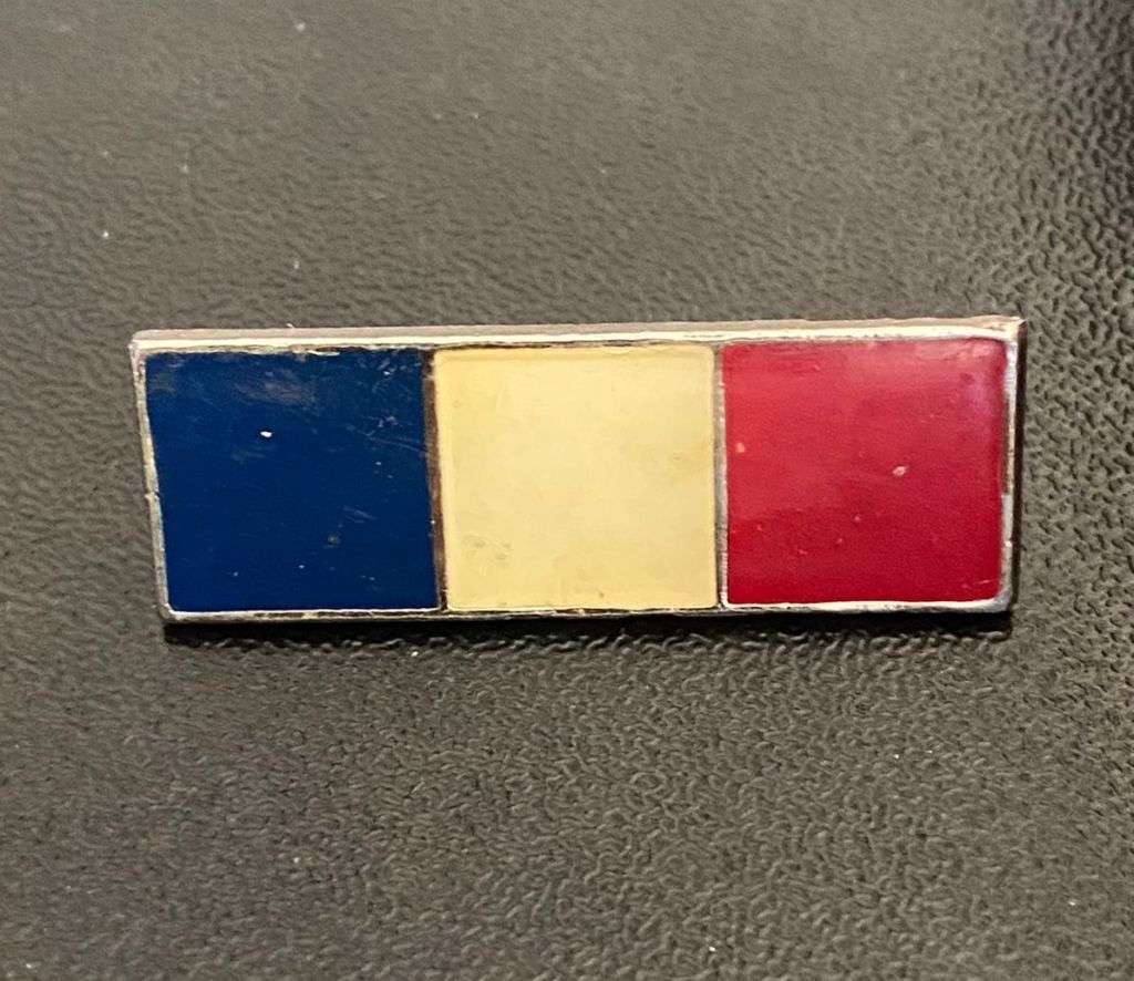 ORDNANCE SERVICES CORPS BERET BAR- APPROVED IN 1977- ROYAL BLUE/ WHITE/ GUARDSMAN RED-ORIGINAL