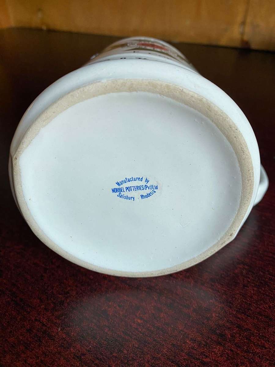RHODESIA REGIMENT F COY MUG-NORBEL POTTERIES MAKERS STAMP-HEIGHT 15CM-GOOD CONDITION WITH NO DAMAGE