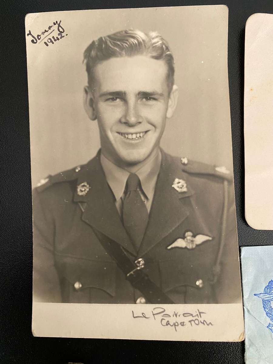 SAAF WW2 PILOTS PRESENTATION WINGS WITH DOCS AND PHOTO