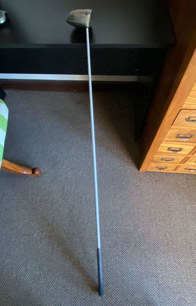 CALLAWAY GOLF 9 DEGREES-THE BIGGEST BIG BERTHA-OVERALL LENGTH 119CM