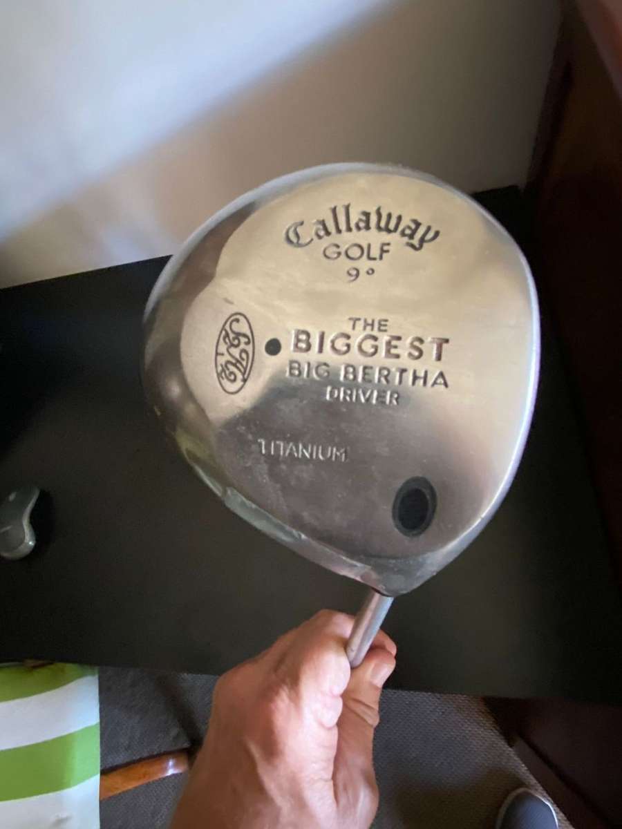 CALLAWAY GOLF 9 DEGREES-THE BIGGEST BIG BERTHA-OVERALL LENGTH 119CM