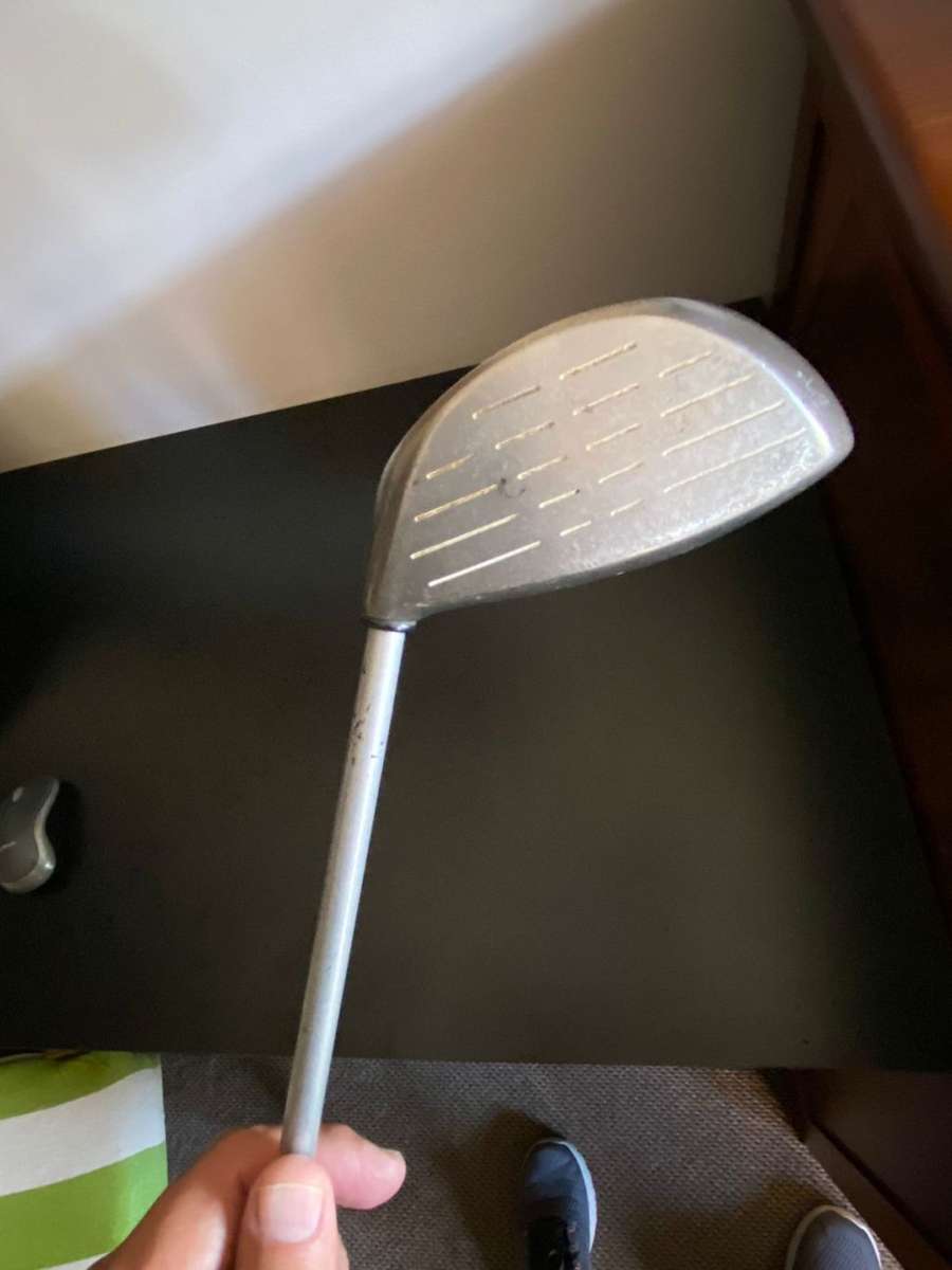 CALLAWAY GOLF 9 DEGREES-THE BIGGEST BIG BERTHA-OVERALL LENGTH 119CM