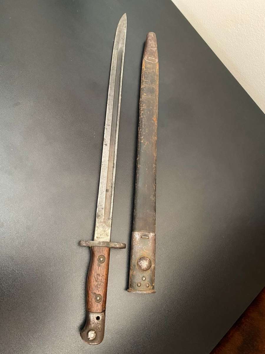BRITISH 1907 PATTERN WILKINSON BAYONET WITH SCABBARD