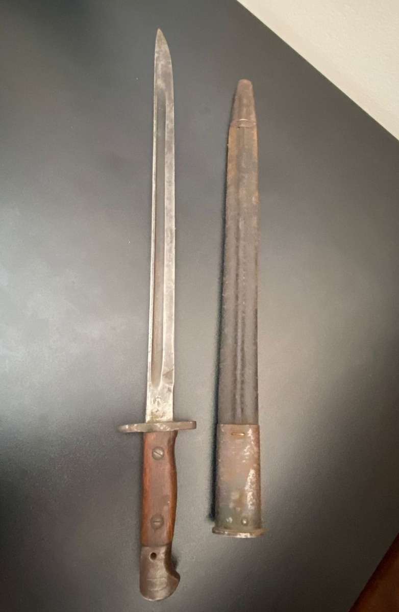 BRITISH 1907 PATTERN WILKINSON BAYONET WITH SCABBARD