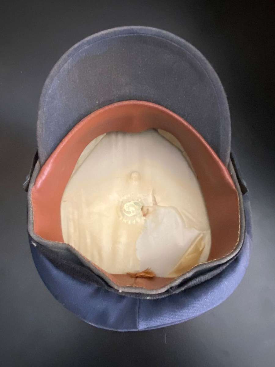 SAAF PEAKED CAP-WORN FROM 1960-BORDER WAR PERIOD-GOOD CONDITION