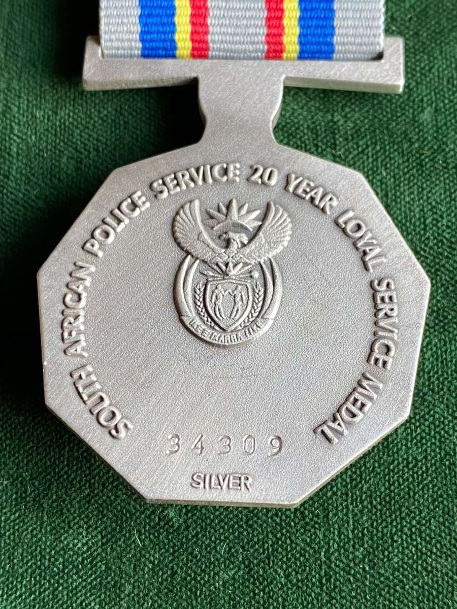 SILVER (MARKED) POLICE 20 YEAR LOYAL SERVICE MEDAL-FULL SIZE-TOTAL WEIGHT 50 G